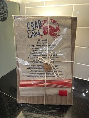 Mud Pie Crab Boil Cotton Kitchen Towel - Beige with Red Accents